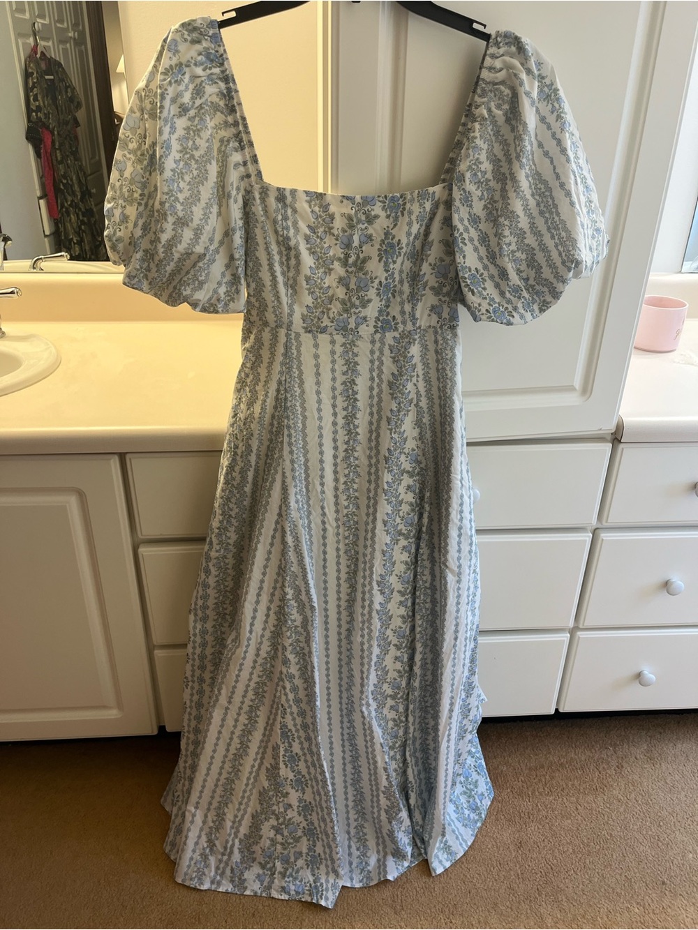 Blue and White Floral Puff Sleeve Maxi Dress
